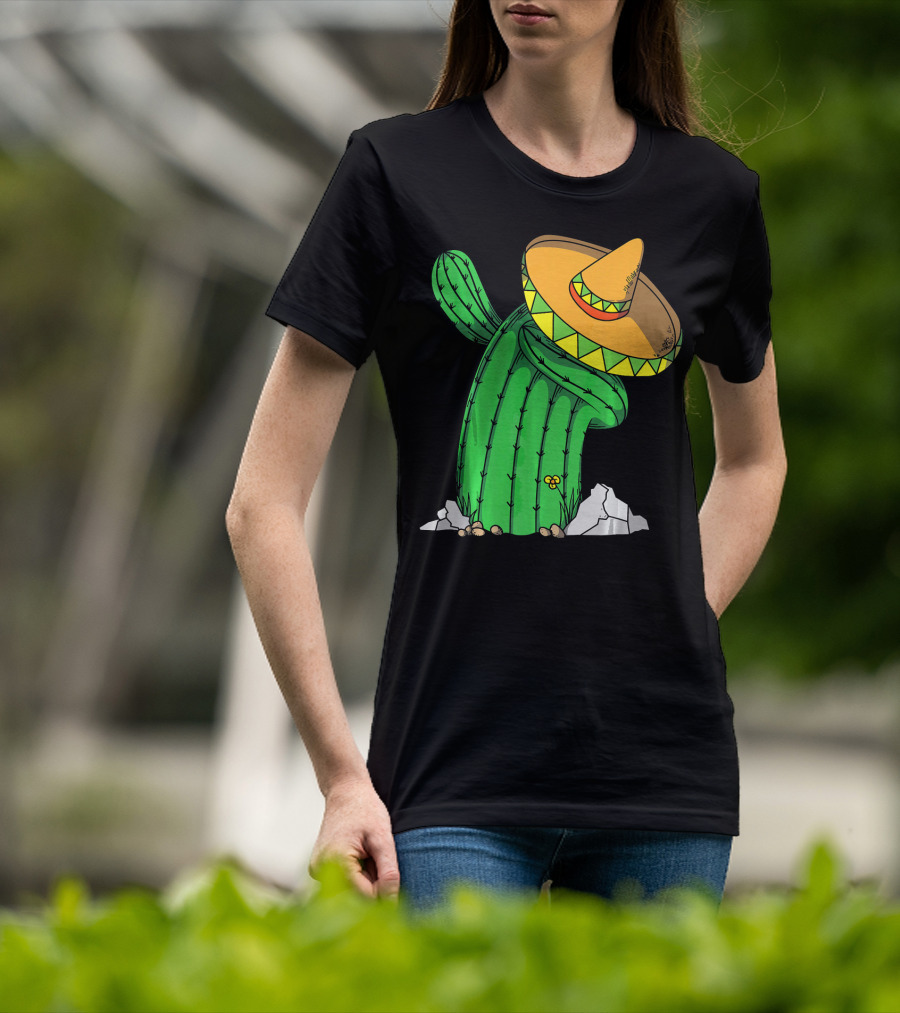 Cinco De Mayo Dabbing Cactus With Sombrero Fun T-Shirt