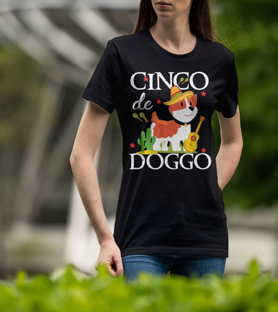 Cinco De Doggo Corgi With Sombrero And Maracas T-Shirt