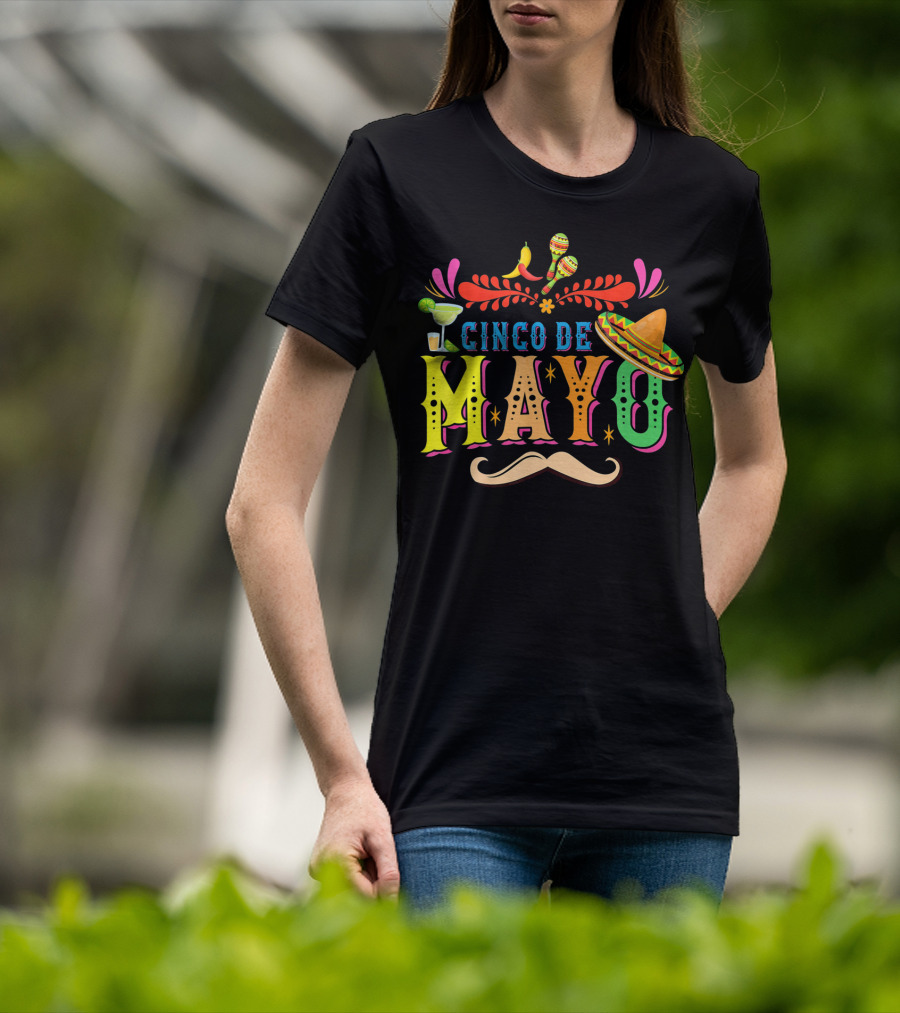 Cinco De Mayo Fiesta Sombrero Maracas Mustache T-Shirt