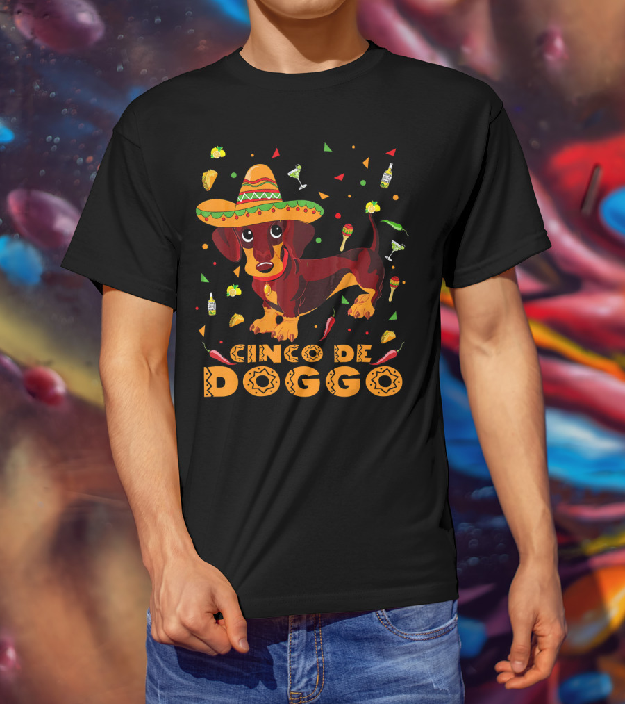 Cinco De Doggo Dachshund Sombrero Chili Peppers Margarita Fiesta Theme Mexican Cinco T-Shirt