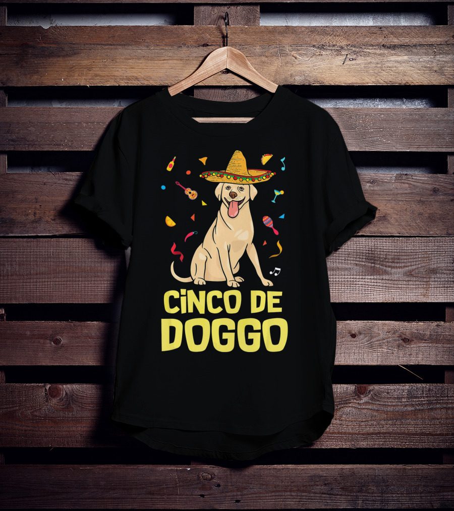 Cinco De Doggo Funny Taco Sombrero Labrador T-Shirt