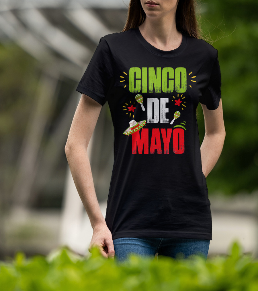 Cinco De Mayo Sombrero Maracas T-Shirt