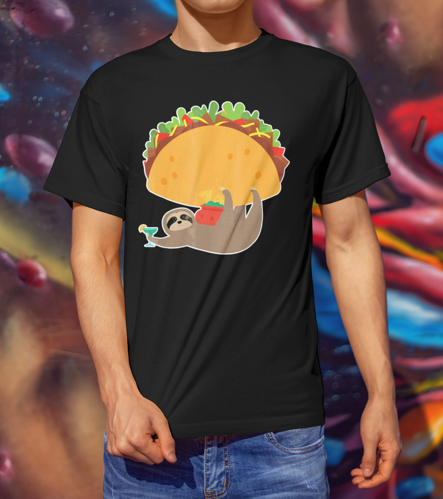 Funny Cinco De Mayo Sloth Taco Holding Margarita T-Shirt