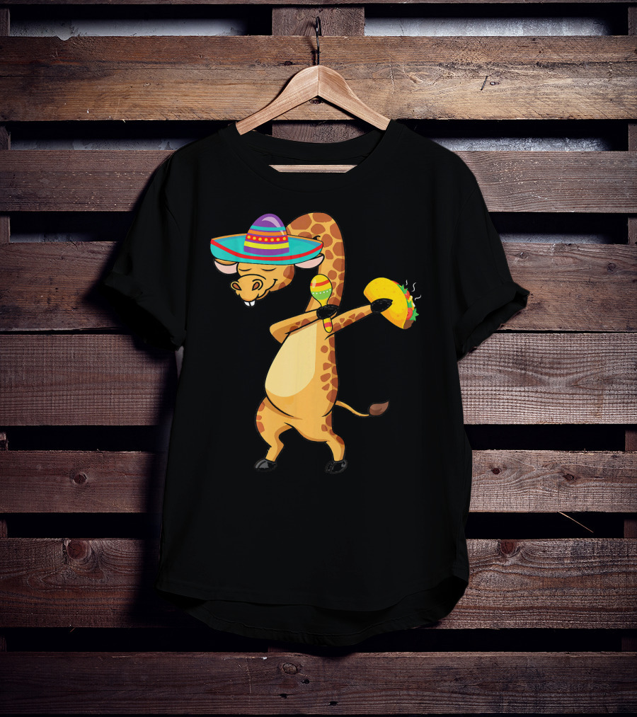 Cinco De Mayo Giraffe Dabbing With Taco And Sombrero T-Shirt