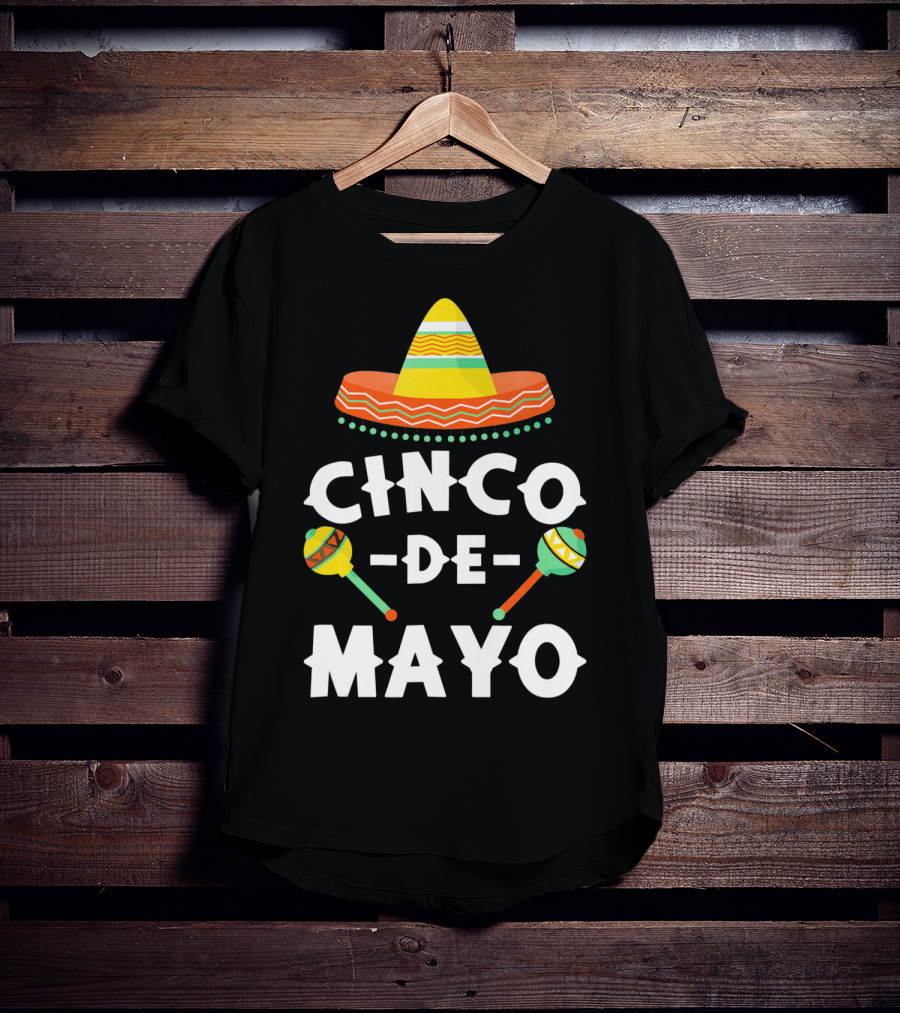 Cinco De Mayo Sombrero And Maracas T-Shirt