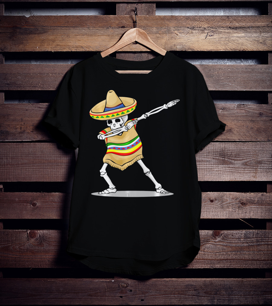 Cinco De Mayo Dabbing Skeleton Sombrero Poncho T-Shirt