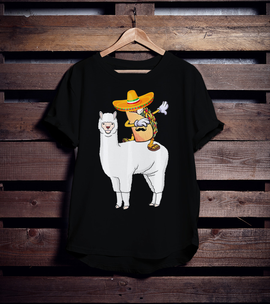 Dabbing Taco With Sombrero On Llama T-Shirt
