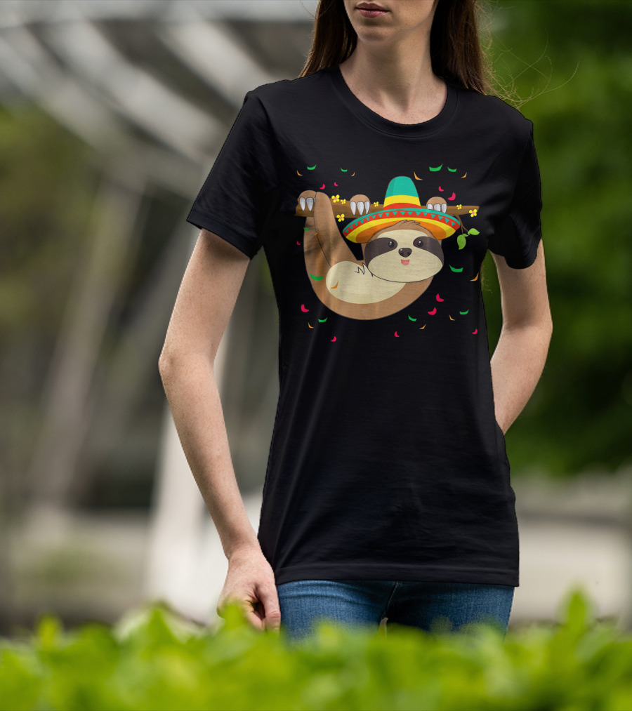 Cute Lazy Sloth With Sombrero For Cinco De Mayo 5th Of May T-Shirt