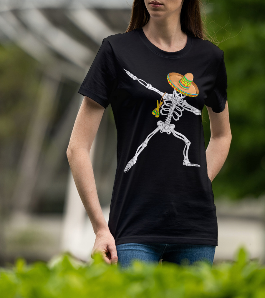 Cinco De Mayo Dabbing Skeleton Sombrero Dance T-Shirt