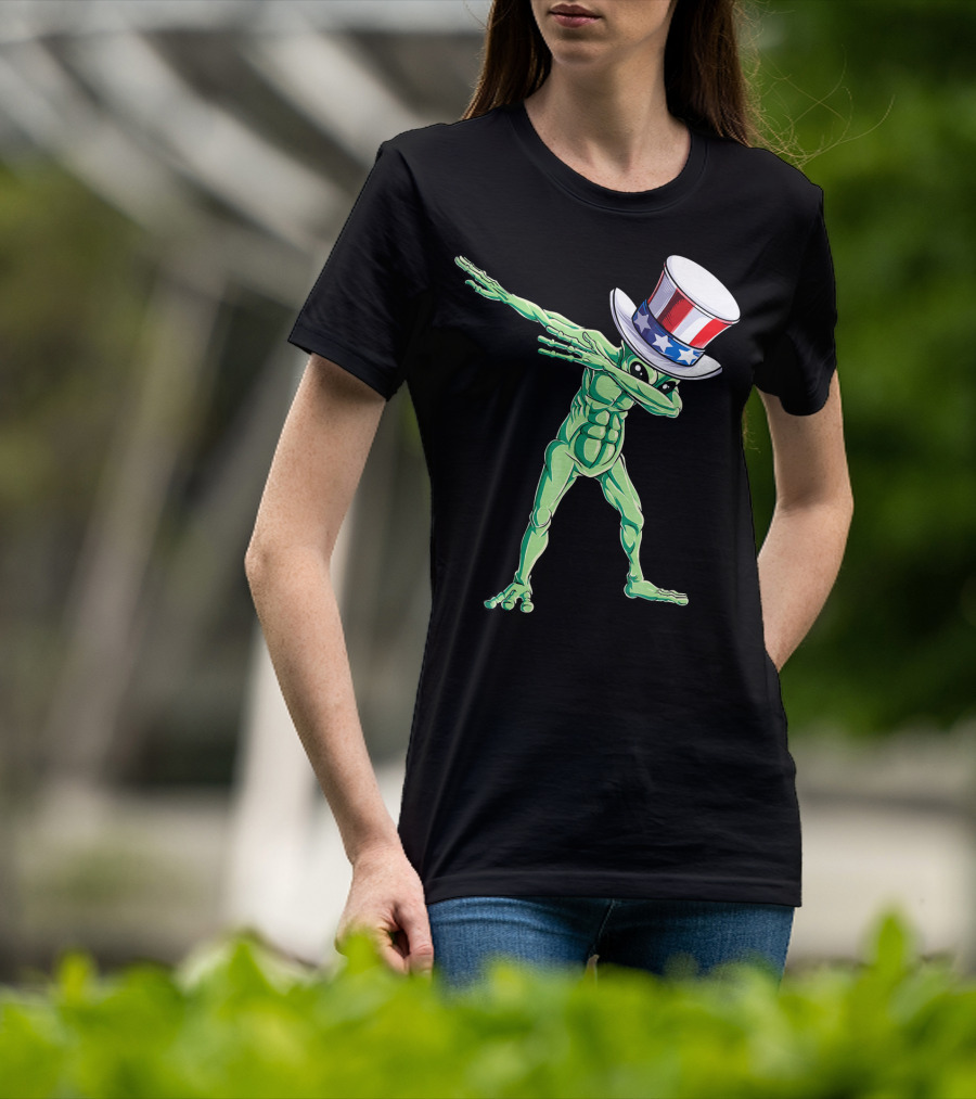 Dabbing Alien In American Uncle Sam Hat T-Shirt