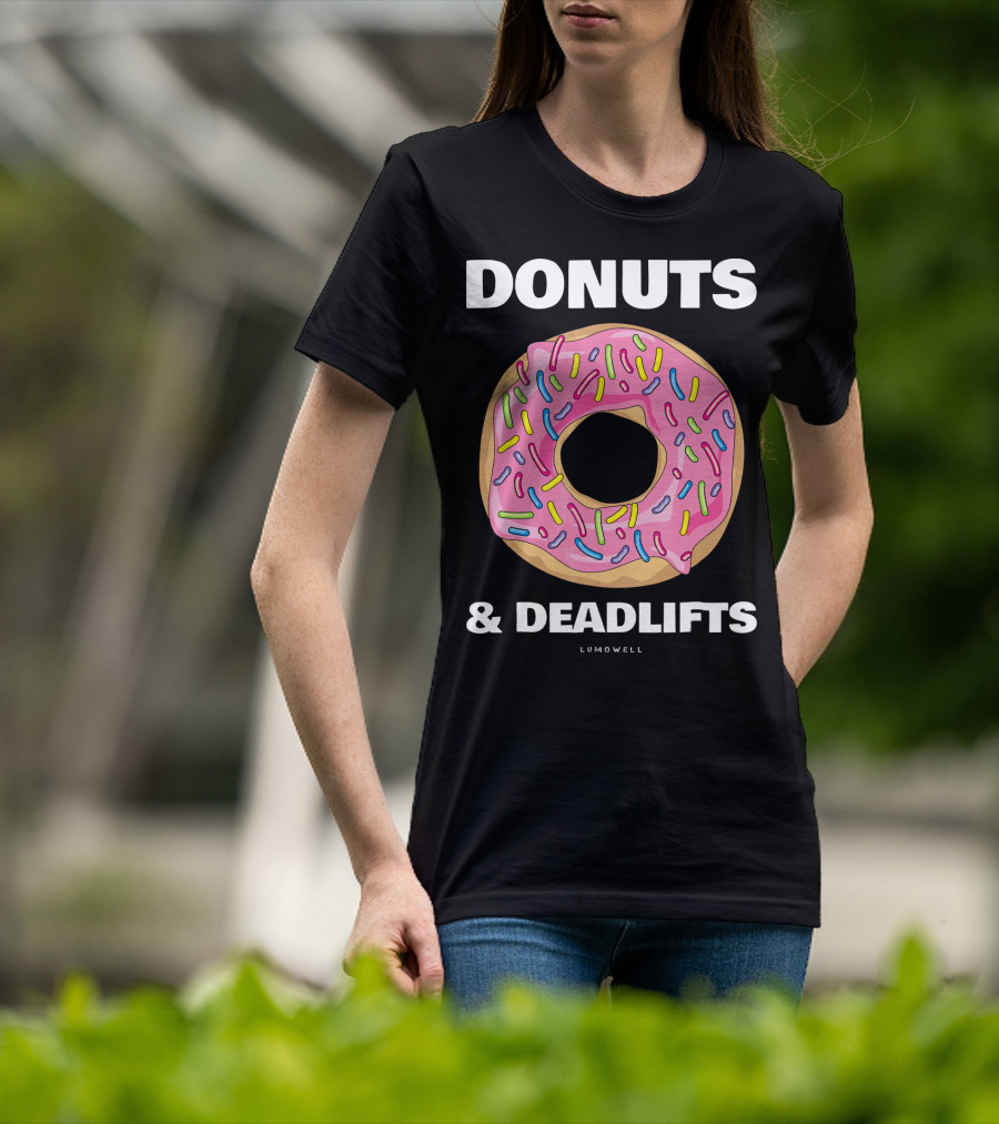 DONUTS And DEADLIFTS Funny Gym Lumowell T-Shirt