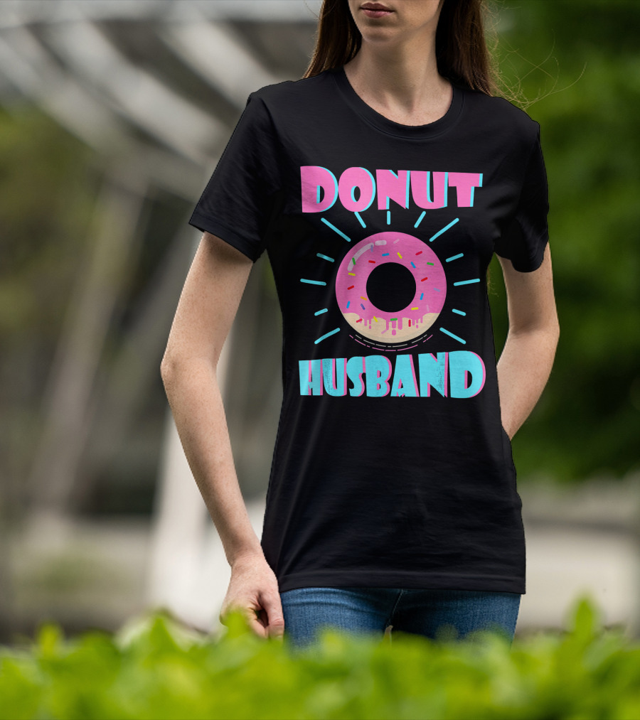 Donut Husband Pink Frosted Donut With Sprinkles T-Shirt