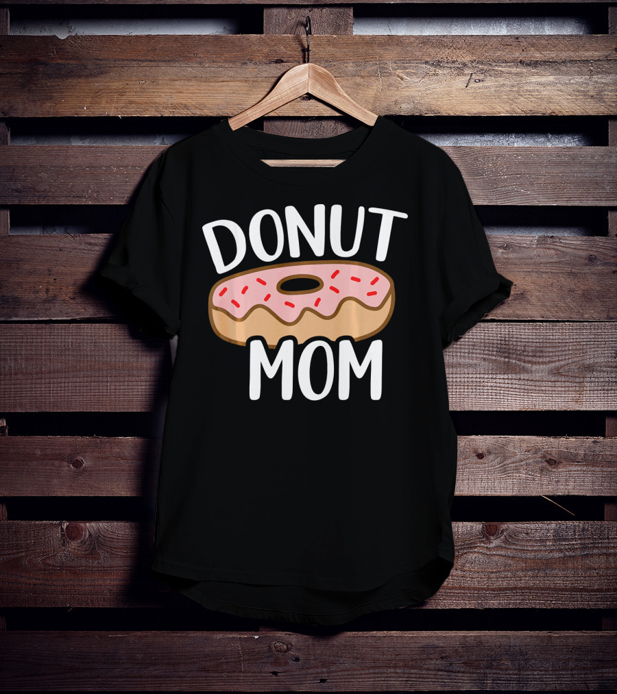 Donut Mom Birthday Party T-Shirt