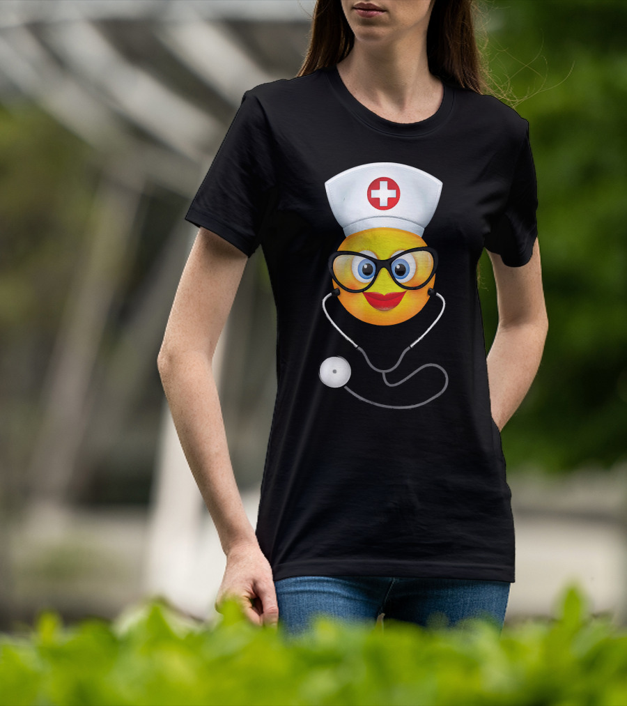 Nurse Halloween Funny Emoji Glasses Stethoscope T-Shirt
