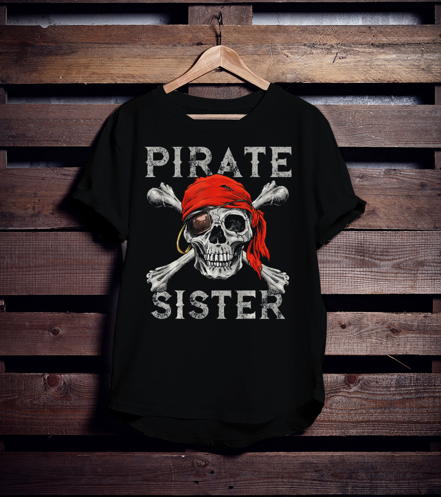 Pirate Sister Skull Jolly Roger Bandana T-Shirt