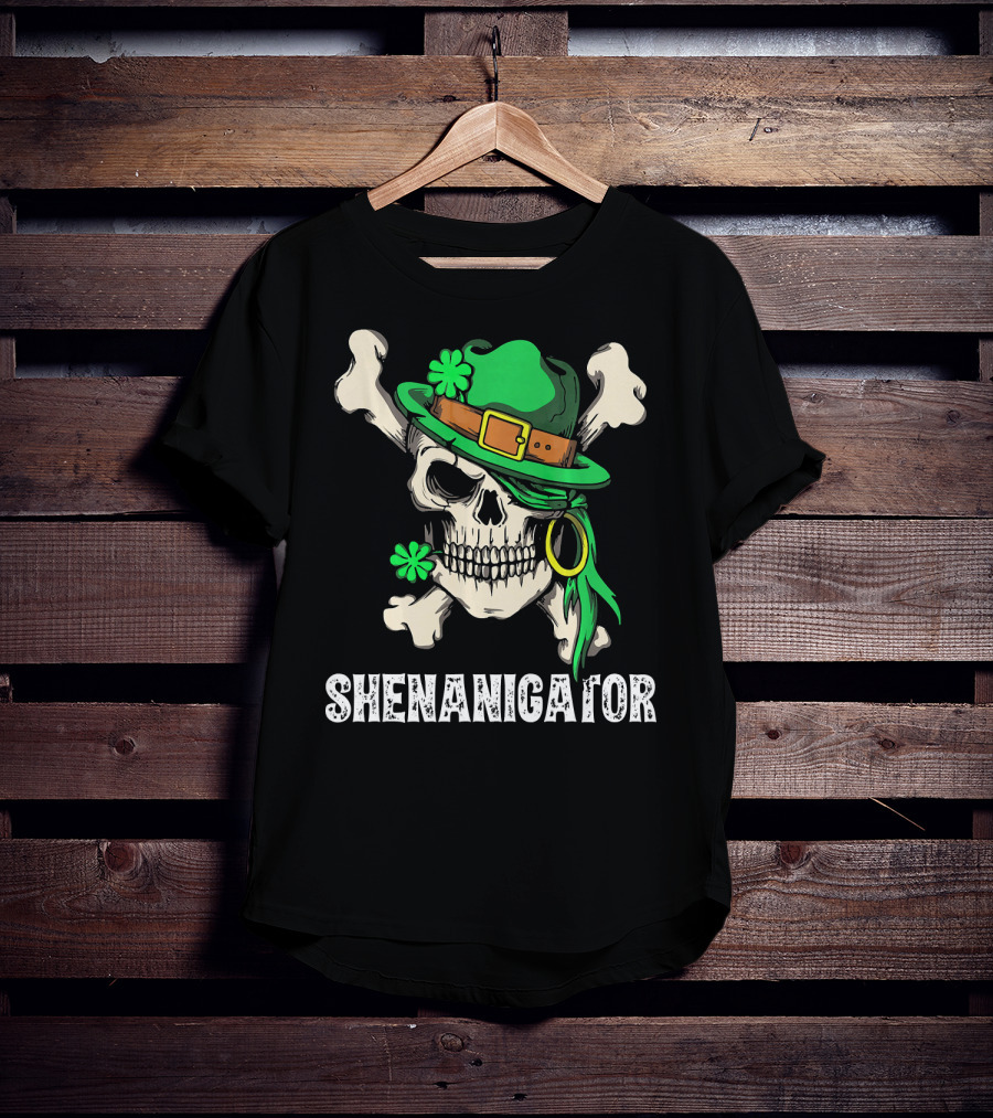 Shenanigator Skull With Irish Hat And Shamrocks For St Patrick's Day T-Shirt