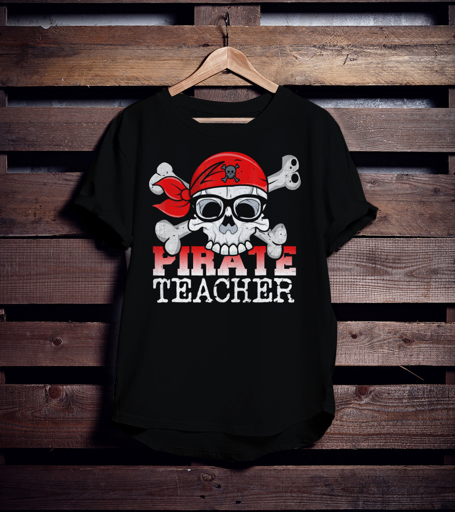 Pirate Skull With Bandana And Glasses Funny Teacher T-Shirt