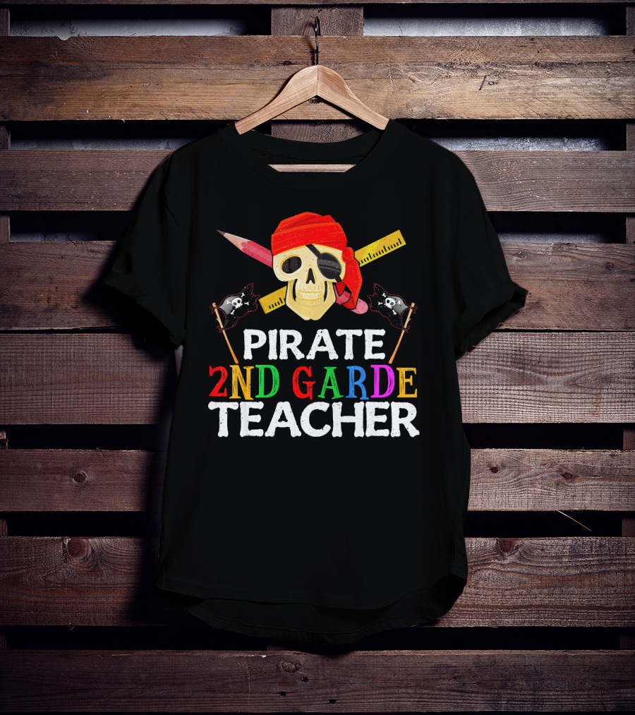 Pirate 2nd Grade Teacher Skull Ruler Swords Red Bandana T-Shirt