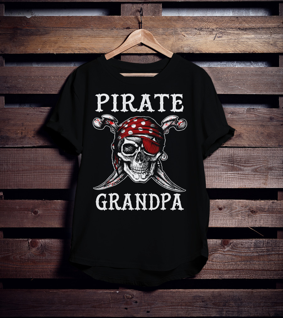 Pirate Grandpa Skull Halloween Eyepatch Bandana Crossed Sabers T-Shirt