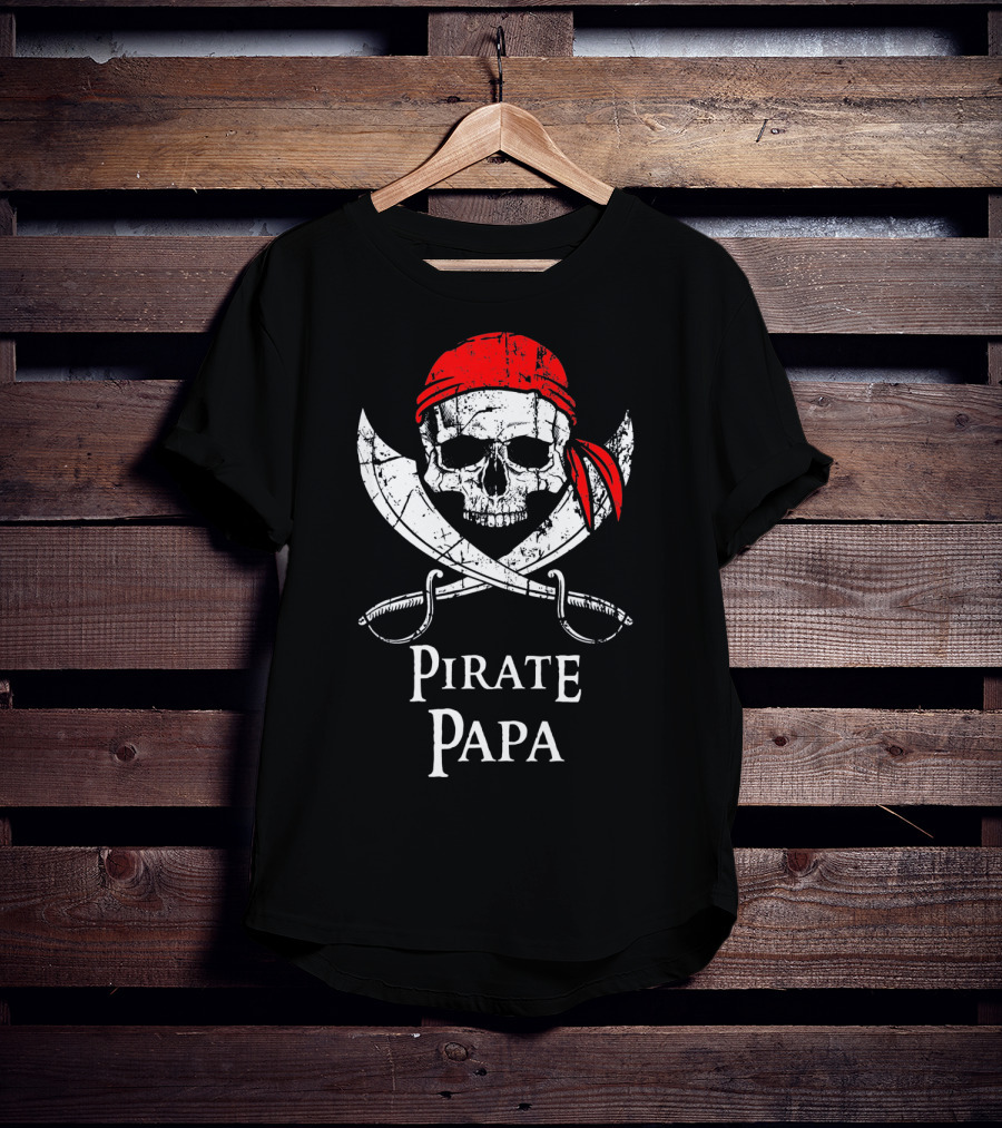Pirate Papa Jolly Roger Skull Bandana Crossed Cutlasses T-Shirt