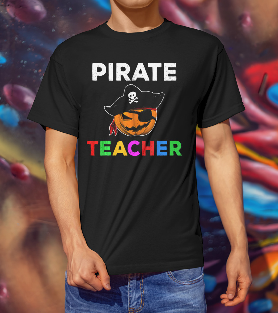 Pirate Teacher Halloween Pumpkin Skull Party T-Shirt