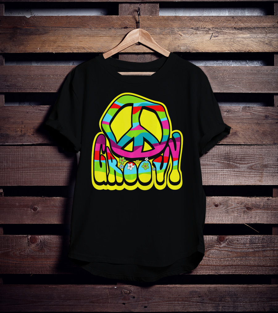 Groovy Colorful Peace Sign 60s 70s Hippie Vibes T-Shirt