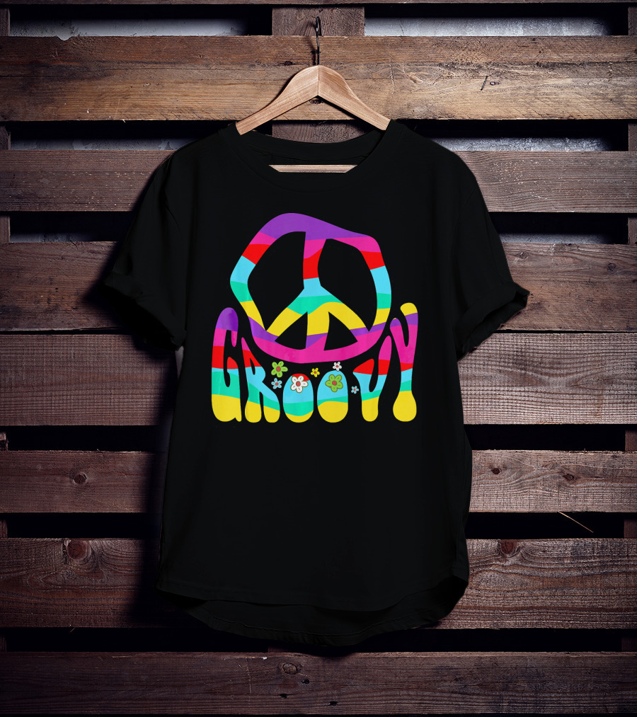 Groovy Rainbow Colorful Peace Sign Symbol With Flowers 60s 70s T-Shirt