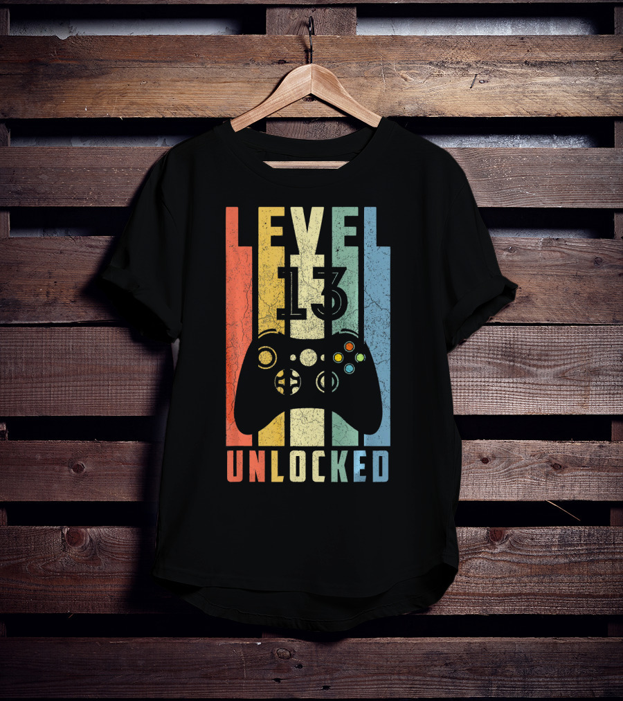 Level 13 Unlocked Video Game Controller Vintage T-Shirt