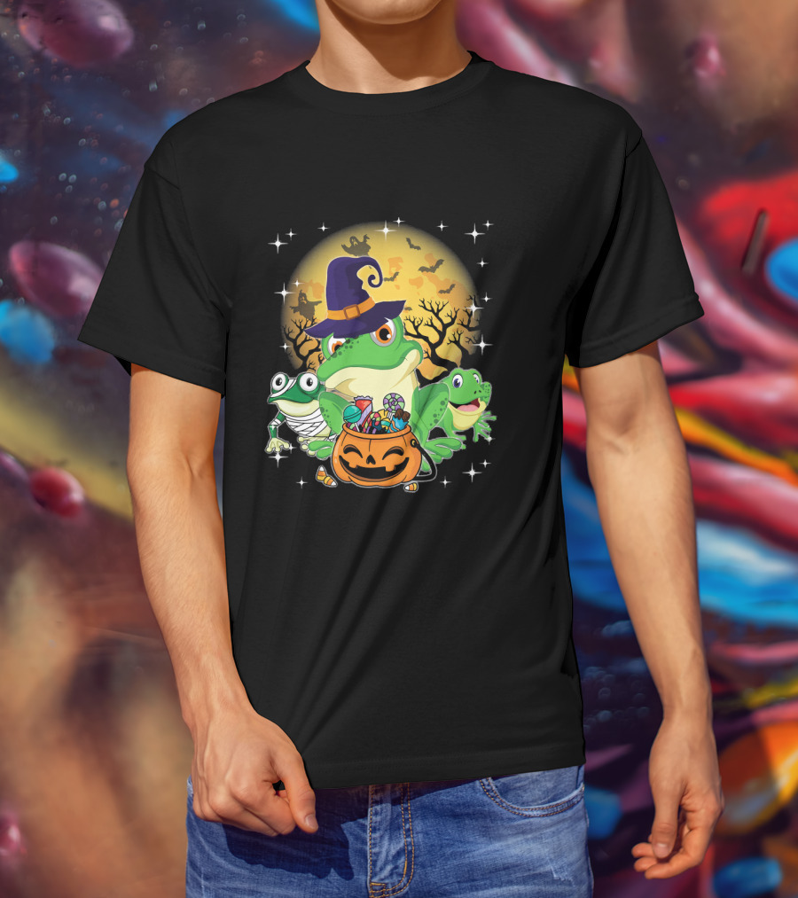 Three Frogs Mummy Witch Moon Ghosts Halloween Pumpkin T-Shirt