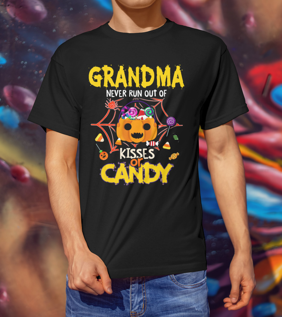 Grandma Never Run Out Of Kisses Or Candy Halloween Pumpkin Spiderweb Treats T-Shirt