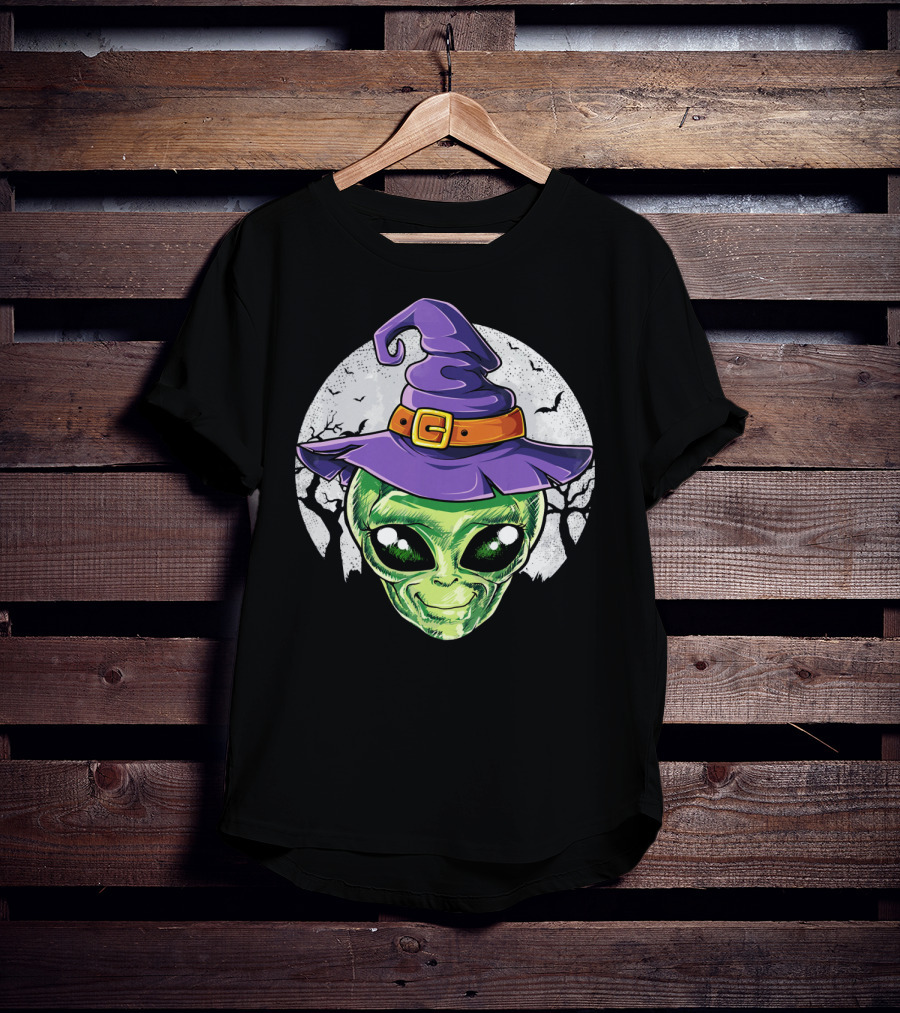 Alien Witch Hat With Moon And Bats T-Shirt