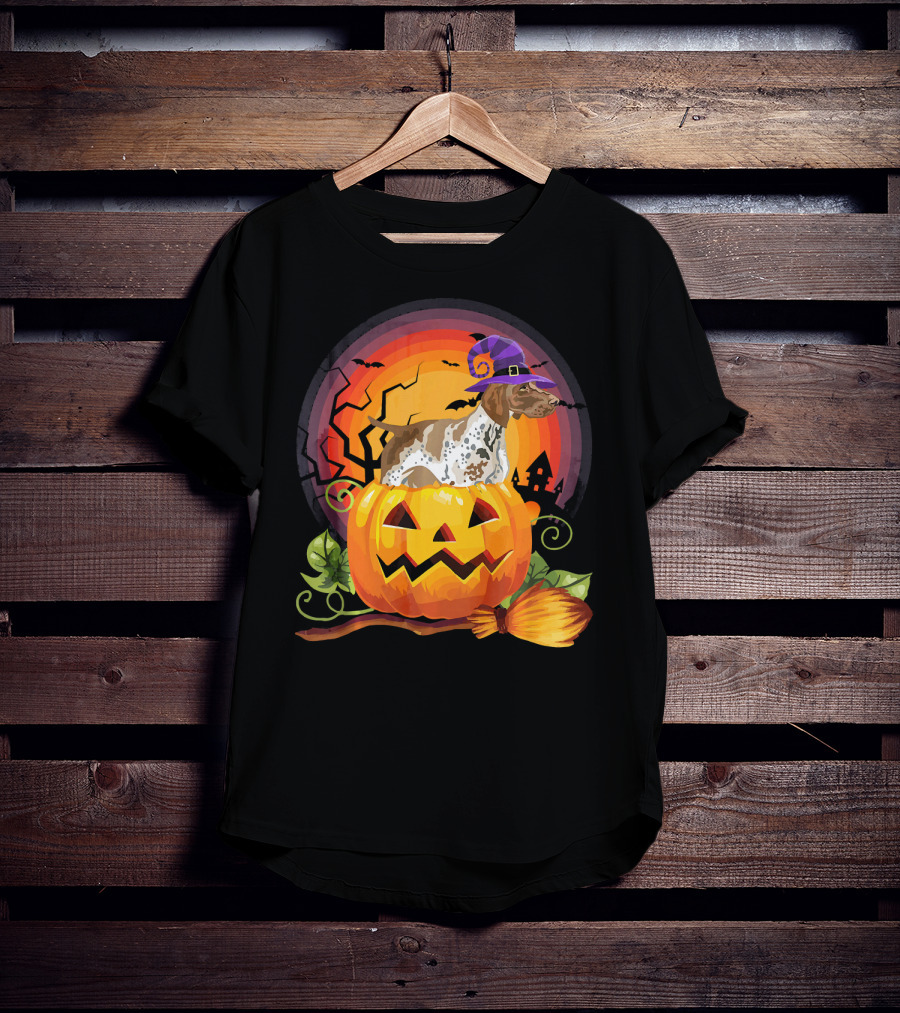 German Shorthaired Pointer Halloween Pumpkin Witch Hat Broomstick T-Shirt