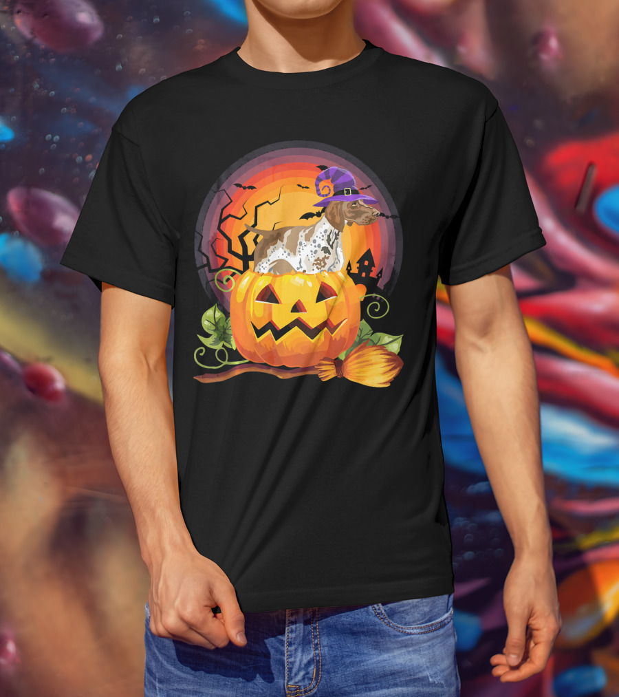 German Shorthaired Pointer Halloween Pumpkin Witch Hat Broomstick T-Shirt