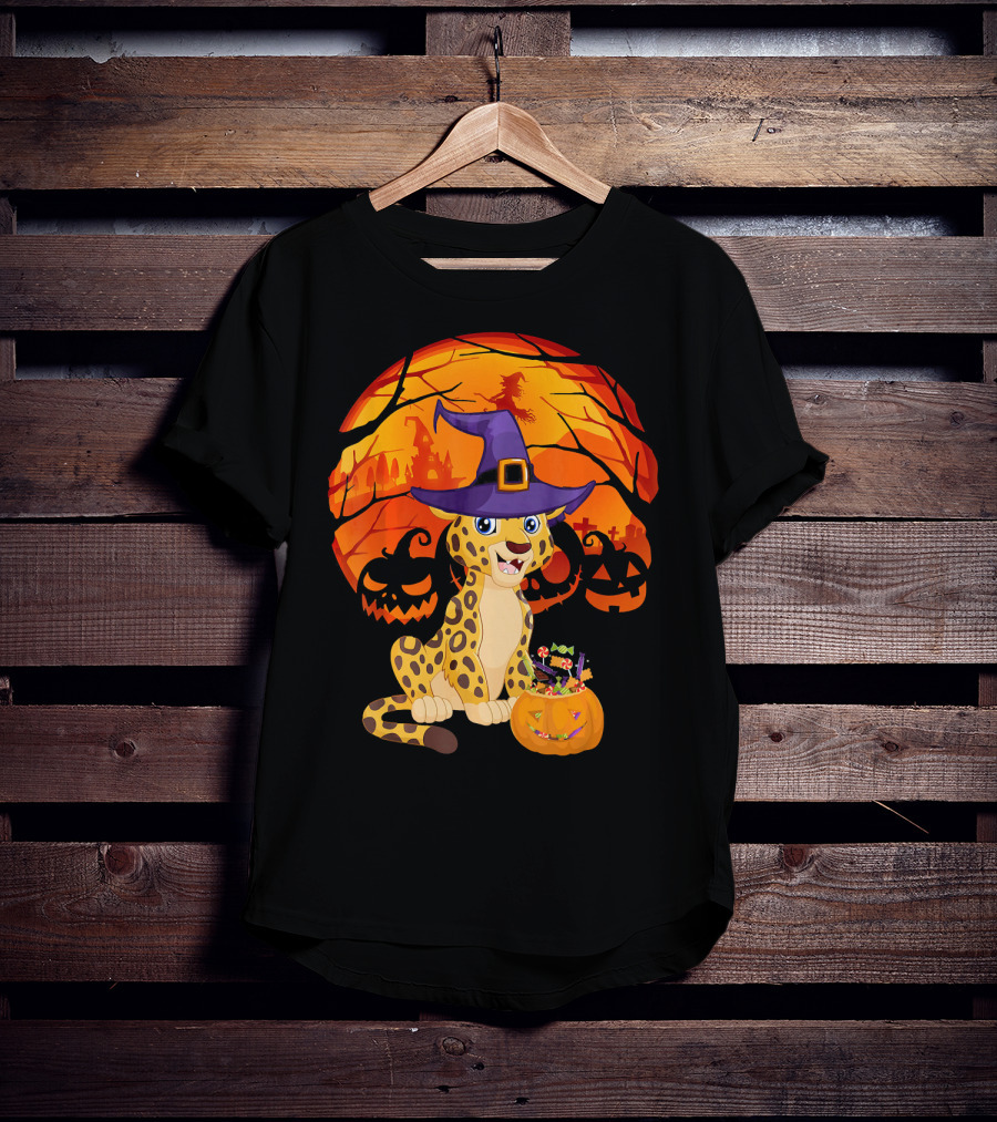 Halloween Costume Leo Witch Hat Leopard Jack-o'-Lantern Moon Shadows T-Shirt