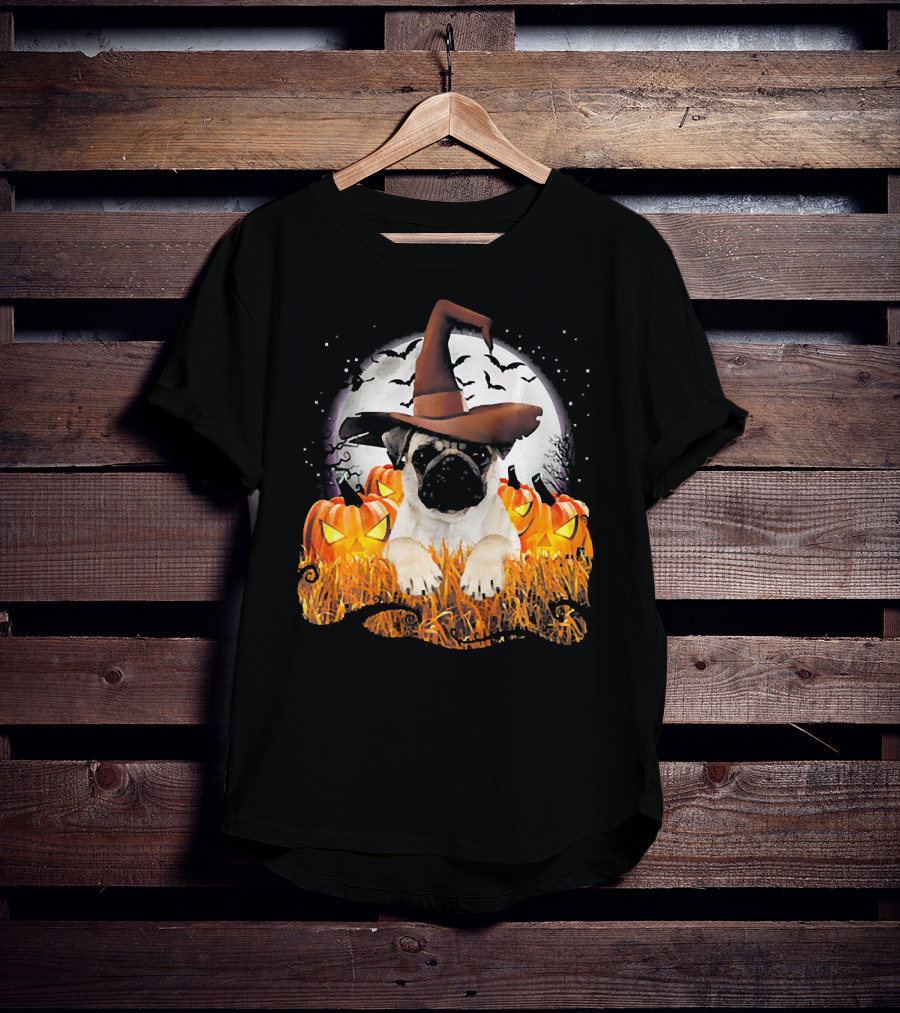Funny Pug Halloween Witch Hat Pumpkins Moon Bats T-Shirt
