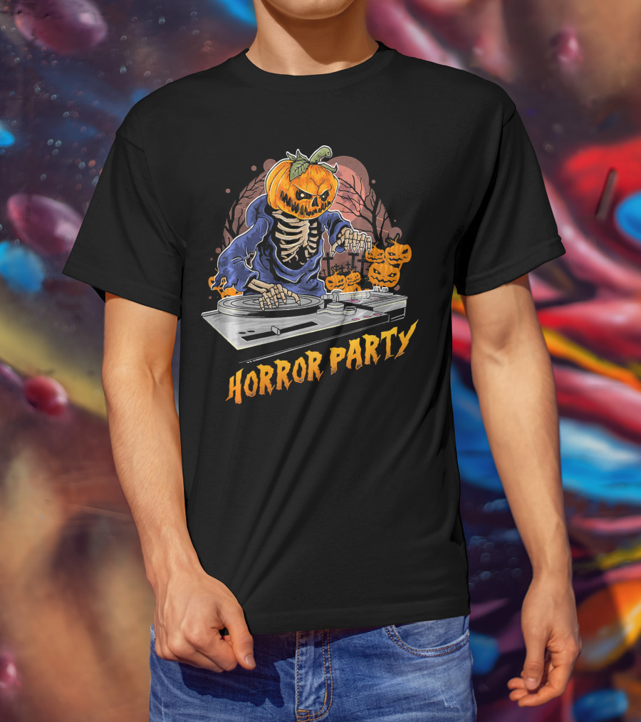 Horror Party Skeleton Pumpkin Head DJ Turntable Halloween Vibes T-Shirt
