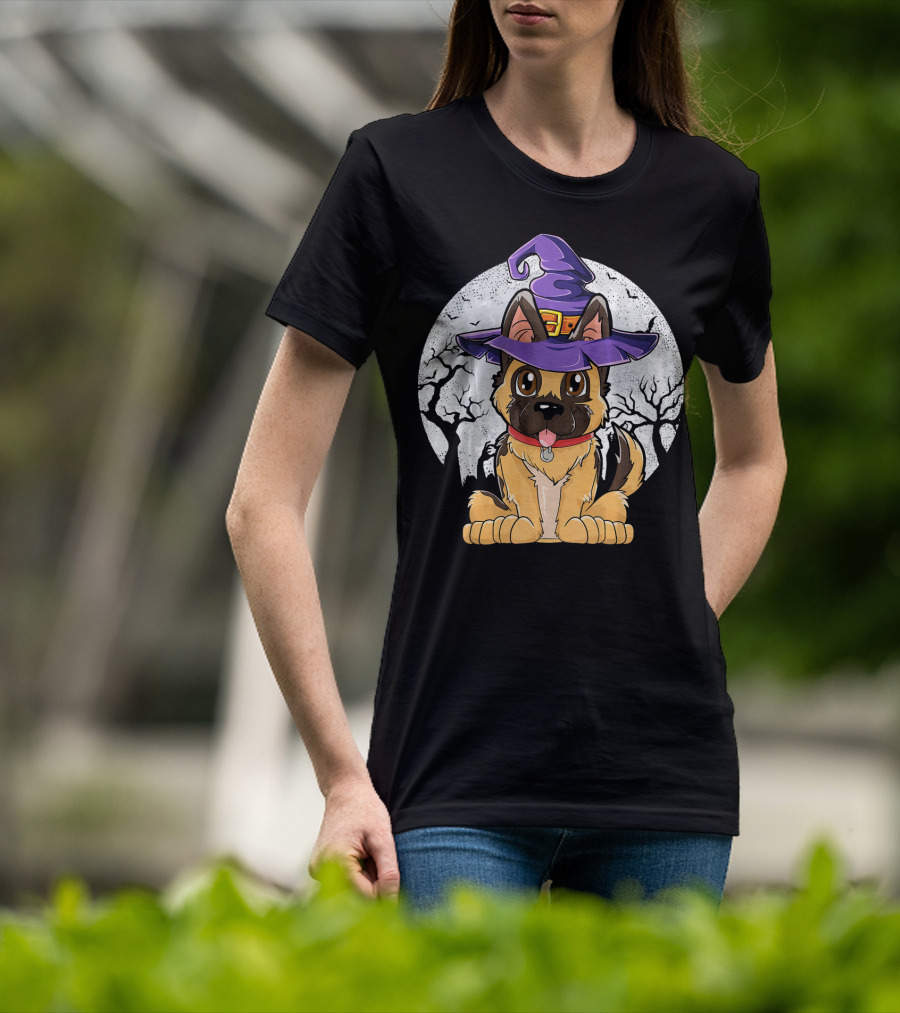 German Shepherd Witch Halloween Moon Background T-Shirt