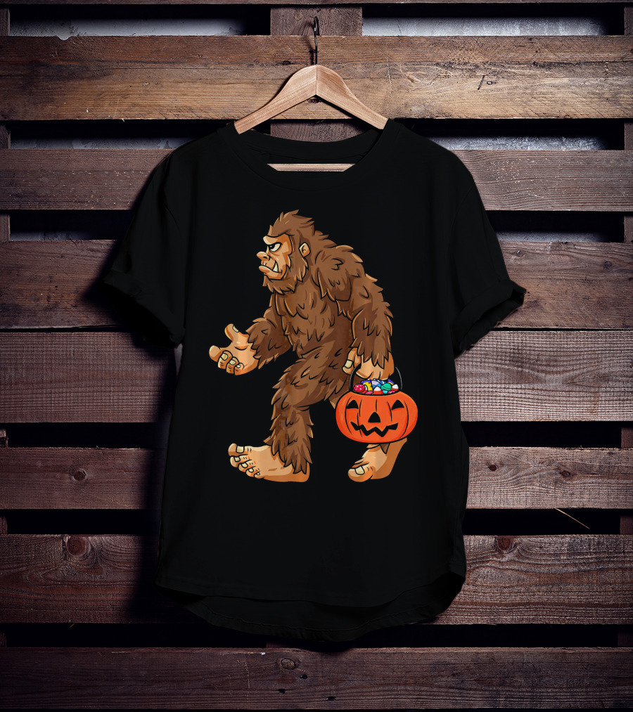 Bigfoot Carrying Jack O Lantern Halloween Candy T-Shirt