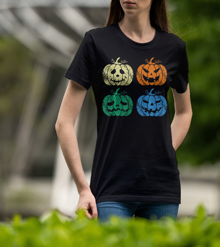Vintage Retro Scary Pumpkin Face Halloween T-Shirt