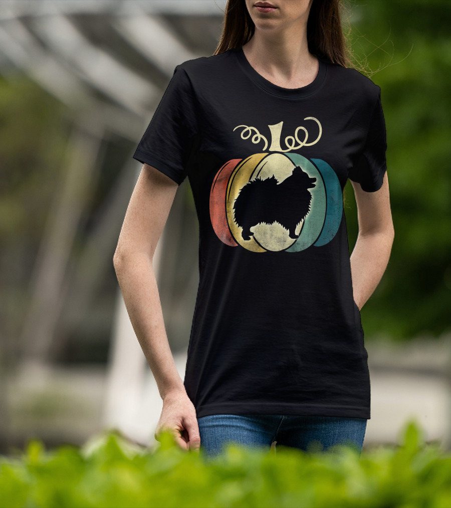 Pomeranian Dog Silhouette Vintage Pumpkin Halloween T-Shirt