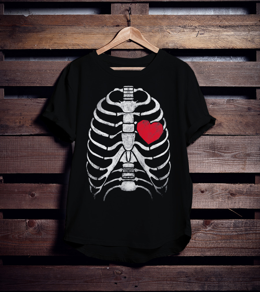 Skeleton Ribcage With Heart Funny Vale Valentine's Humor T-Shirt