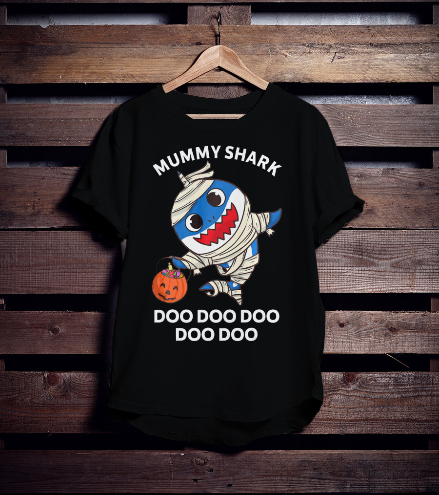 Mummy Shark Doo Doo Doo Doo Halloween Pumpkin T-Shirt
