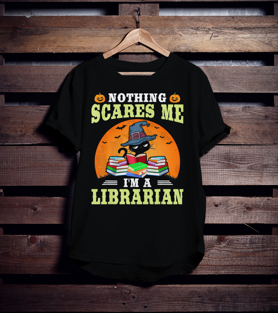 Nothing Scares Me I'm A Librarian Halloween Cat With Books And Witch Hat T-Shirt