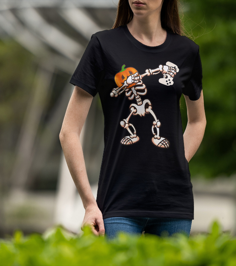 Halloween Dabbing Skeleton Pumpkin Head Video Game Controller T-Shirt