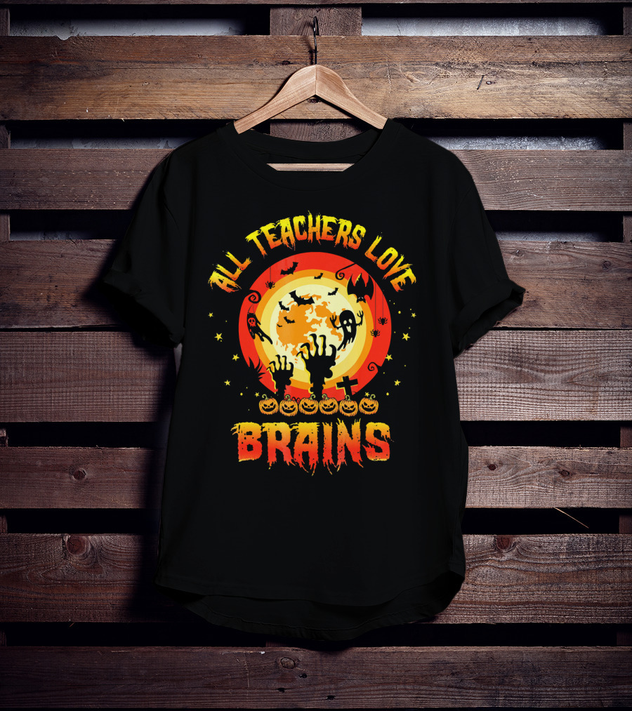 All Teachers Love Brains Halloween Moon Ghosts Bats Pumpkins T-Shirt