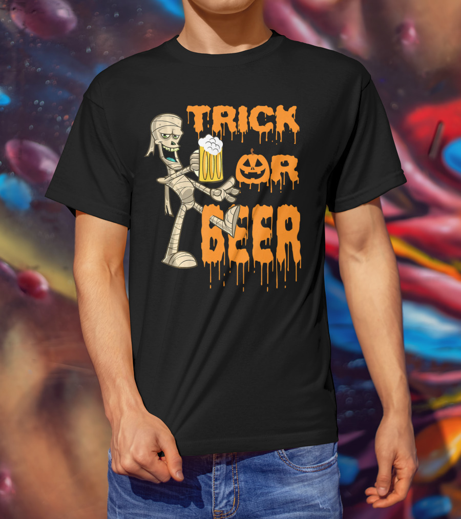 Trick Or Beer Mummy With Pumpkin And Mug T-Shirt