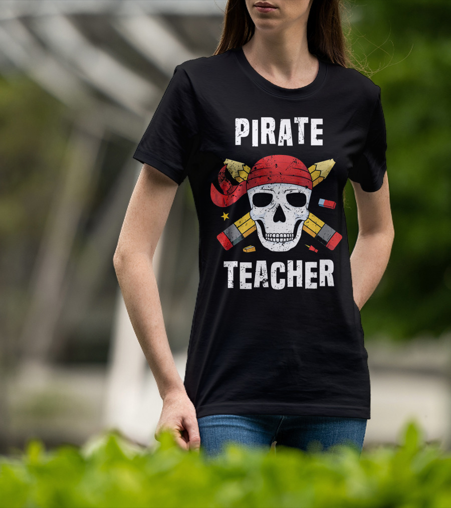 Pirate Teacher Skull With Pencils And Bandana T-Shirt