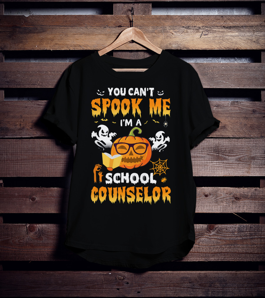 You Can't Spook Me I'm A School Counselor Halloween Pumpkin Ghosts Book Spiders T-Shirt