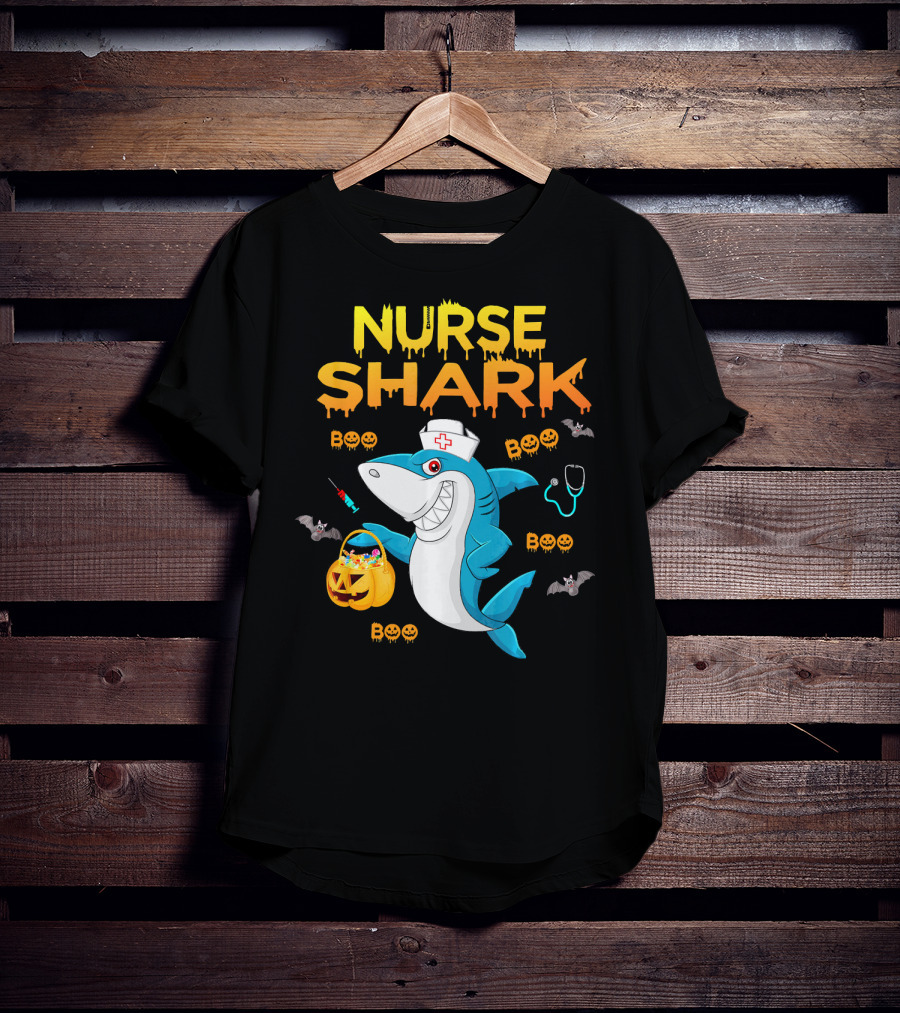 Nurse Shark Halloween Boo Pumpkin Bats Stethoscope T-Shirt