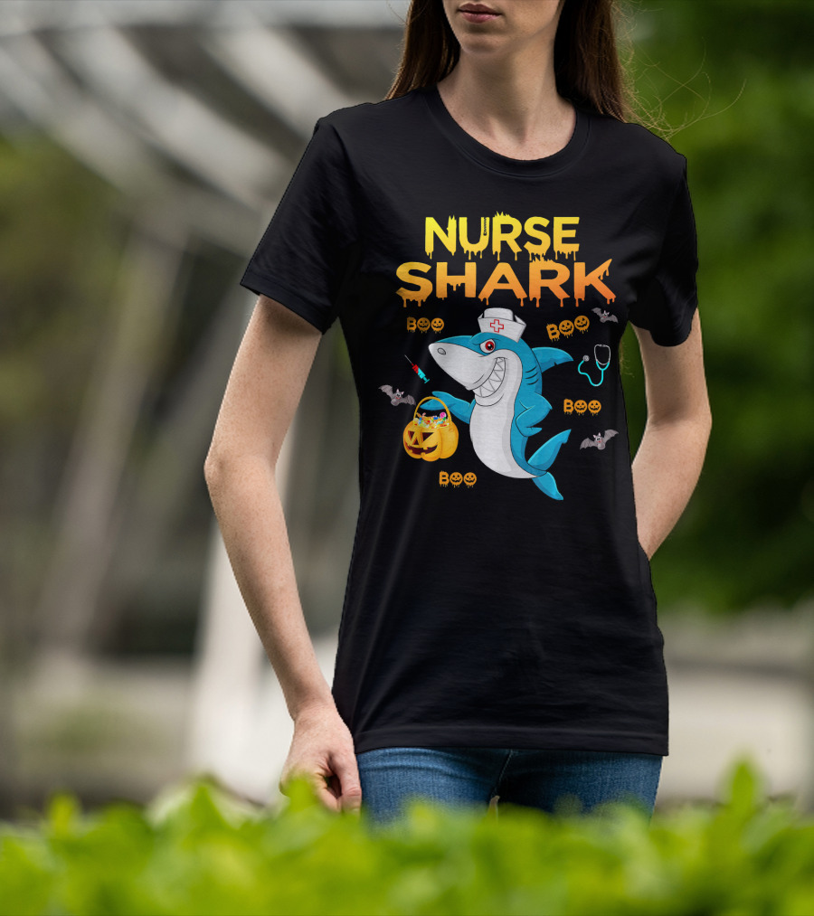 Nurse Shark Halloween Boo Pumpkin Bats Stethoscope T-Shirt